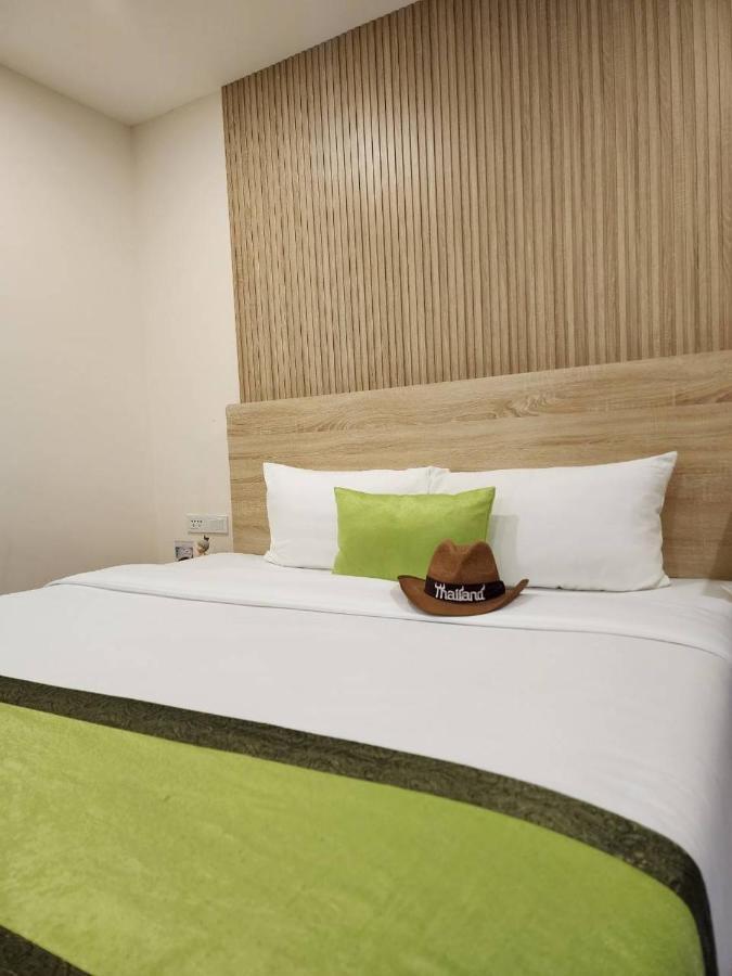 Icheck Inn Darisa Patong Esterno foto